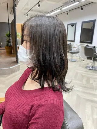 セミロング カラー Adatto所属・田中 美沙希のヘアスタイル