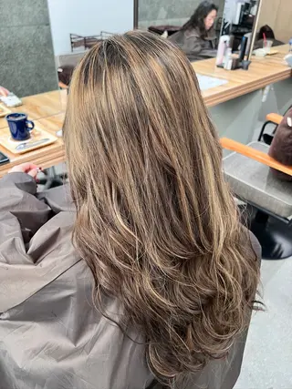 ロング 髪質改善 カラーJILLのヘアスタイル