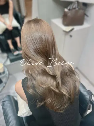 ロング カラー SALON VILLAGE 表参道所属・宮下侑爽/透明感 /可愛い×大人カラーのヘアスタイル