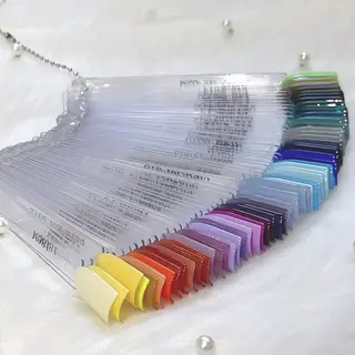 ネイル 𝐌𝐈𝐘𝐔 ￤para gelのネイルデザイン
