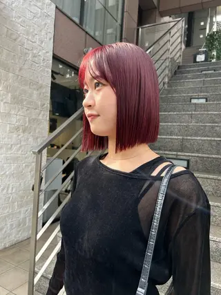 ショート カラー Lomalia Moemiのヘアスタイル