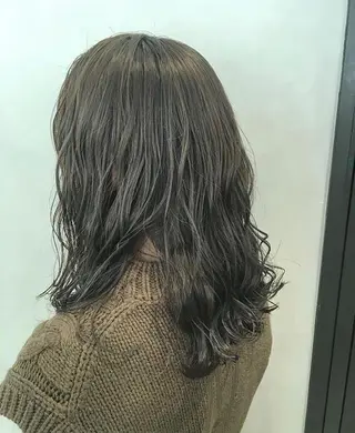 セミロング カラー ヘアアレンジ エグチ アキラのヘアスタイル