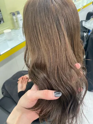 セミロング カラー ヘアアレンジ ☁️縮毛矯正✖️ 透明感☁️りくのヘアスタイル