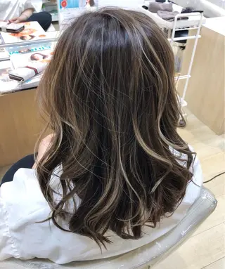 ミディアム カラー 宮林　努 / Ash 日野店のヘアスタイル