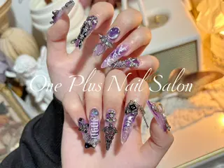 ネイル One Plus Nail Salonのネイルデザイン