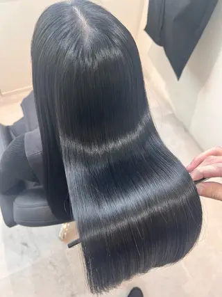 セミロング 髪質改善IENA店長 小泉拓のヘアスタイル