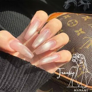 ネイル freesia Manamiのネイルデザイン