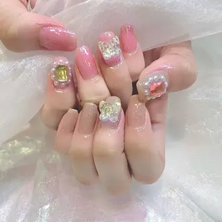 ネイル Kanon 🤍のネイルデザイン