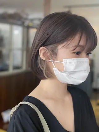 ショート カラー 艶カラー🫧 MOMOYOのヘアスタイル