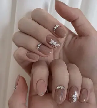 ネイル シ シのネイルデザイン