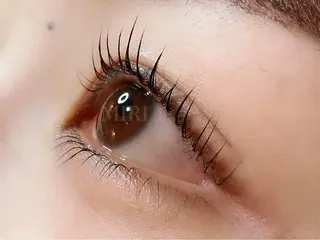 マツエク・マツパ まつげパーマ&アイブロウMIRI所属・🌷まつ毛パーマ 専門店MIRI 🌷のマツエク・マツパデザイン