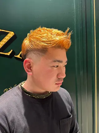 ショート 三輪 晃大のヘアスタイル