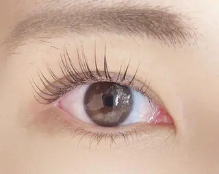 マツエク・マツパ eminy lash 【エミニーラッシュ】のマツエク・マツパデザイン