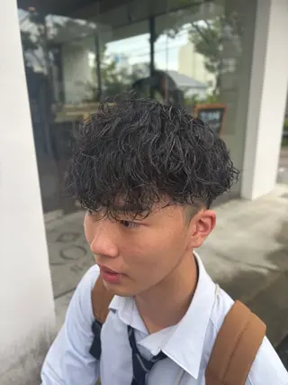 パーマ 落海 風花のヘアスタイル