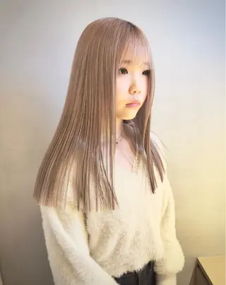 セミロング カラー 💚ブリーチカラー 指名🥇💚ユウスケのヘアスタイル