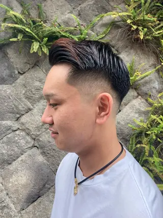 メンズ brunt jet所属・関 晃哉のヘアスタイル