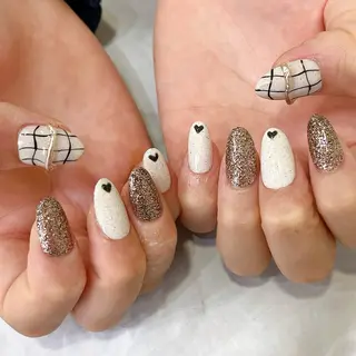 ネイル Ellenail名古屋所属・伊藤 愛のネイルデザイン