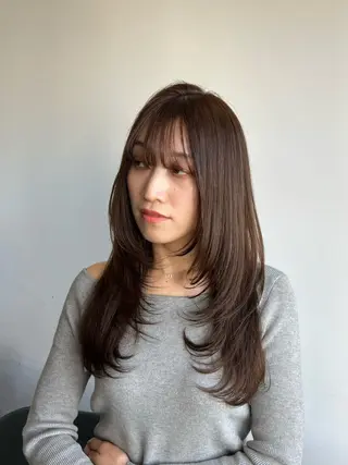 ロング カラー era所属・azumi/ボブ/暖 色/オリーブ/縮毛のヘアスタイル