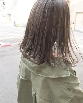 ミディアム Musiiik hairのヘアスタイル