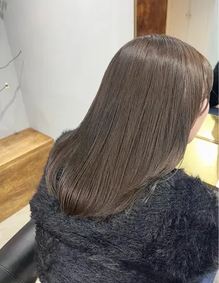 ミディアム カラー akane/ボブ /オリーブ/ブラウンのヘアスタイル