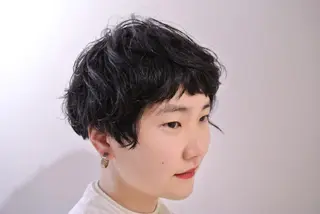 ショート パーマ 樋口 千尋のヘアスタイル