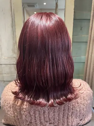 セミロング 高見澤 優のヘアスタイル