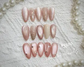 ネイル Salon de Minuit🦩のネイルデザイン