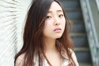 セミロング カラー 森 海のヘアスタイル