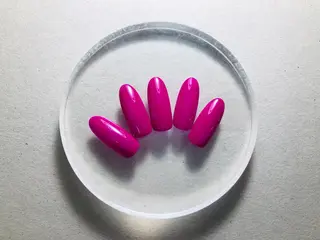 ネイル STELLAR beauty salon所属・STELLAR 天六店のネイルデザイン