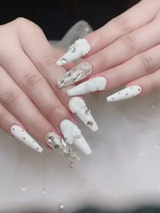 ネイル チョウ チョウのネイルデザイン