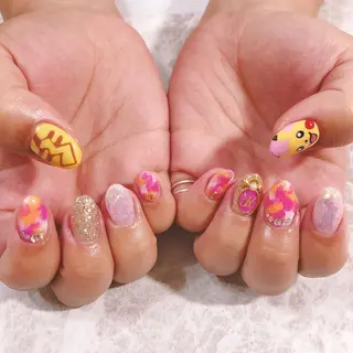 ネイル VIOLUS所属・VIOLUS 関目のネイルデザイン