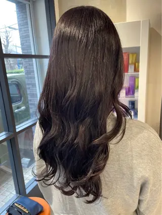 カラー 神谷 ことこのヘアスタイル