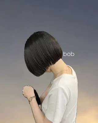 ショート INORI|艶カラ ー|フェイスレイヤーのヘアスタイル