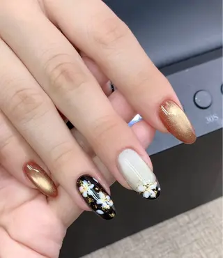 ネイル AMI NAIL 池袋所属・キム ハンのネイルデザイン