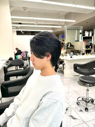 ミディアム パーマ ヘアアレンジ メンズ 顔まわりカット の達人のヘアスタイル