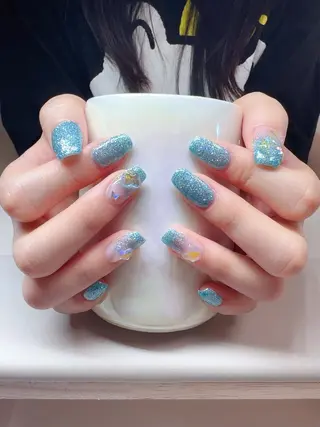 ネイル ✨ Elf スタッフのネイルデザイン