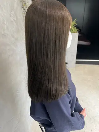 セミロング 當銘 花蓮のヘアスタイル