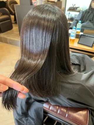 ロング カラー TAKA 髪質改善のヘアスタイル
