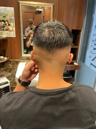 ショート メンズ ヒロ銀座ヘアーサロン六本木店所属・宮崎 陽樹のヘアスタイル