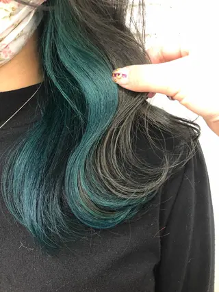 セミロング カラー ️🩵透明感カラー Yūka🩵のヘアスタイル