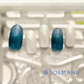 ネイル SOLMANI 予約担当のネイルデザイン