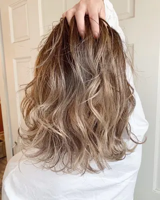 ミディアム カラー ヘアアレンジ WATARU🔥／ 外国人風ハイライトのヘアスタイル