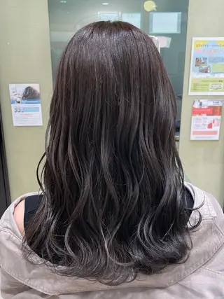 セミロング カラー 井上 武輝のヘアスタイル