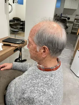 riddle hair(駒生)所属・山越 美裕樹のヘアスタイル