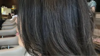 ミディアム カラー ウエモト タク ショート/レイヤーのヘアスタイル