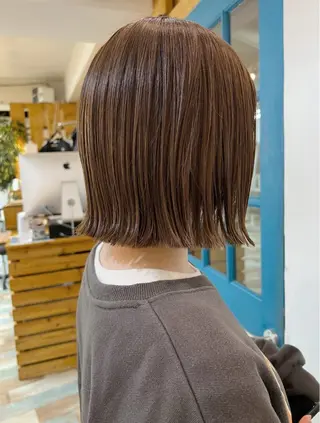 ショート カラー KANA/ボブ/ インナーカラー/艶髪のヘアスタイル