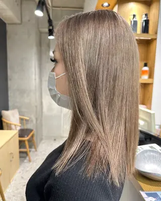 ミディアム ︎🤎W color MIYU‎🤎のヘアスタイル