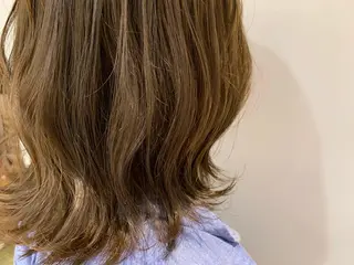ミディアム カラー 高橋友里亜 /フリーランスのヘアスタイル
