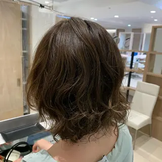 ミディアム パーマ lore 金杉悠作のヘアスタイル