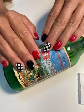 ネイル relaxation boutique LICO所属・タグチ カオリのネイルデザイン